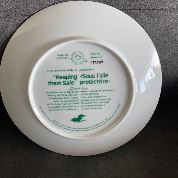 Vintage 1991 Don Li Leger Keeping Them Safe plate - Picture 4 of 5